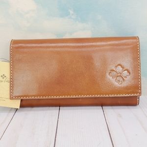 Patricia Nash Terresa Wallet